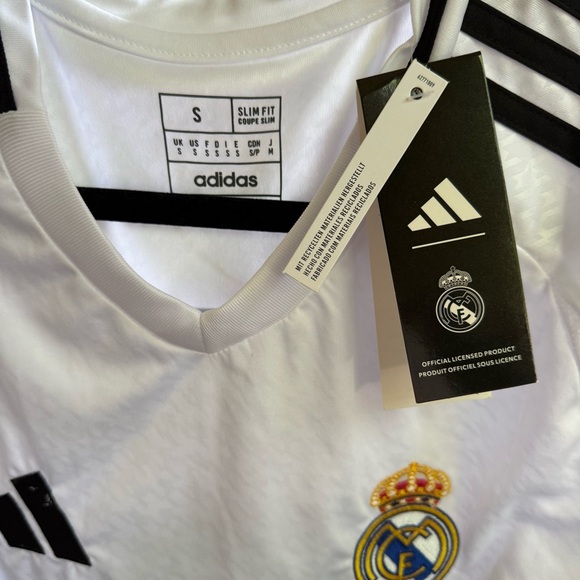 NWT Adidas Real Madrid 24/25 Home Authentic Jersey #8 Valverde